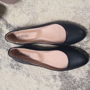 Women's Flats